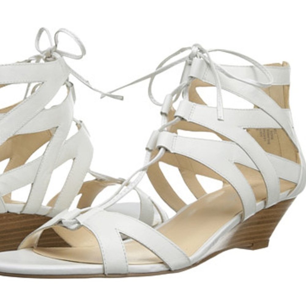 NINE WEST HYLDA WHITE LEATHER LACE SANDAL SZ 9 BN